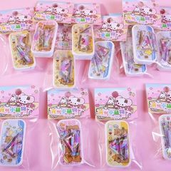 ミニ文具箱ミニチュア文房具セットのペンダントは鉛筆の箱の学習シーンの小さい置物のおもちゃをシミュレーションします。