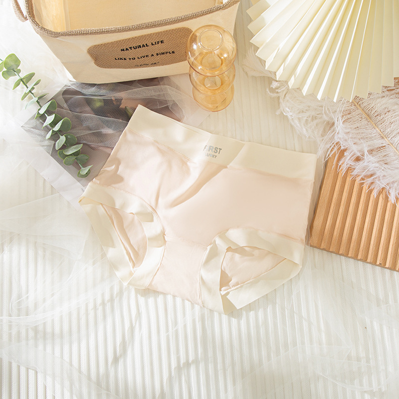 Nubes suaves y cerosas 10A bragas de ácido poliláctico 2025 nuevas bragas de mujer calzoncillos finos de cintura media para niña