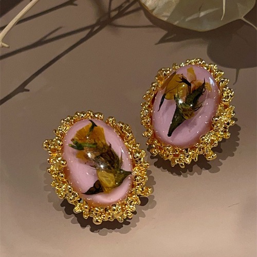 Exquisite Design Colorful Dry Flower Amber Earrings French Vintage 18K Gold Plated High-end Personal Ear Accessories