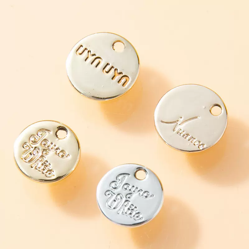 英文刻字硬币保色吊坠手链女diy小挂件合金电镀饰品配件 厂家批发