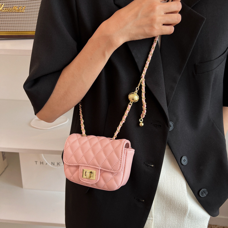 Bolso de cadena de moda coreana 2025 verano nuevo bolso femenino mini pequeño bolso de hombro de fragancia bolso de mensajero bordado de diamantes