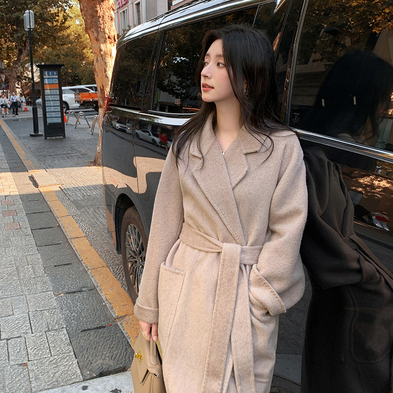 오트밀색