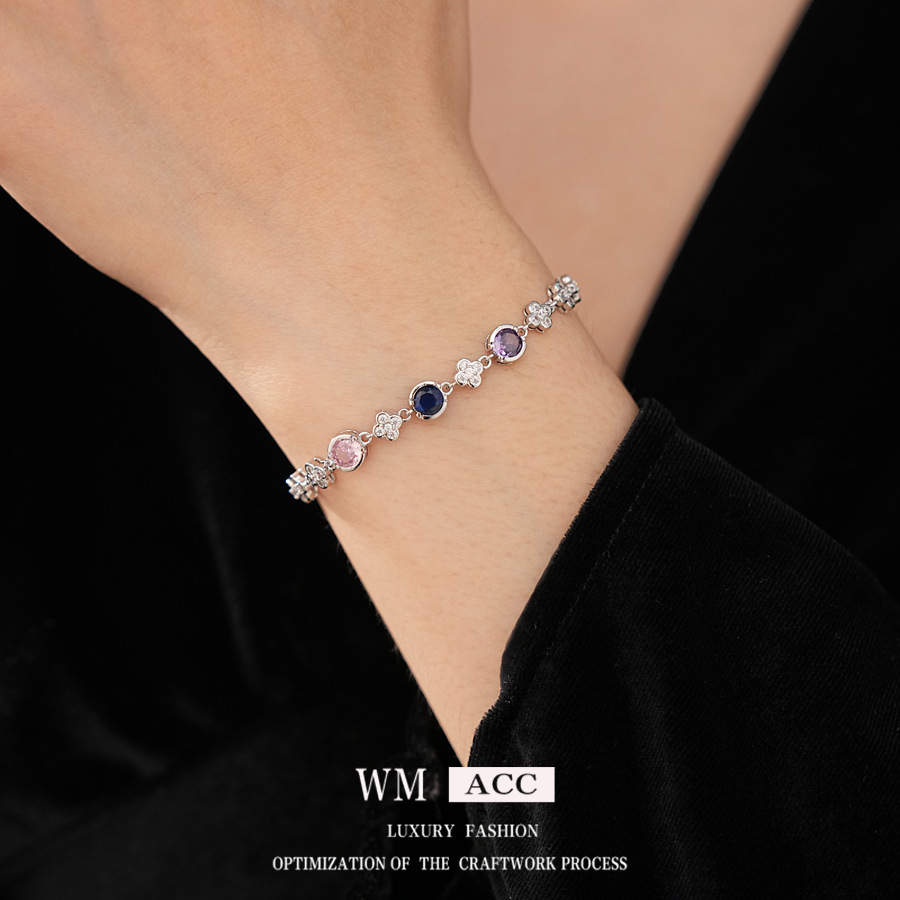 Flores de zircón redondas de amor colgante pulsera ligera de lujo de alta calidad sensación de diseño de pulsera delicada nicho joyería de mano versátil