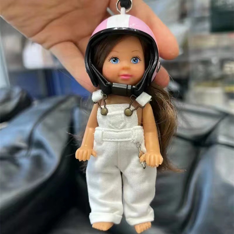 흰색 하네스 헬멧 인형