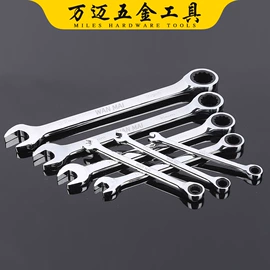 锤子;手锯、木工锯;油灰刀