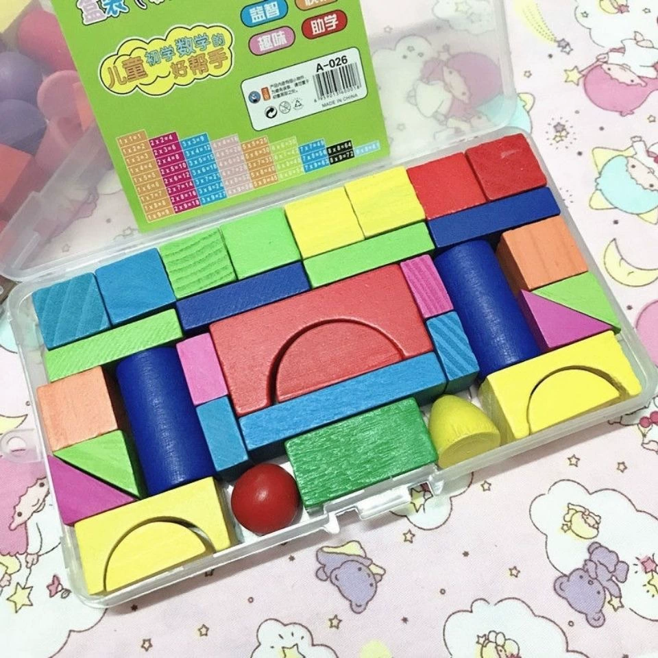 Wooden three dimensional constructor, brainteaser, smart toy, volume geometry