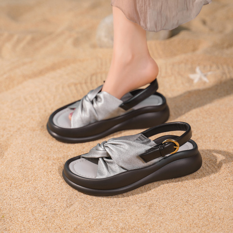 Dép sandal nữ quai chữ V satin phong cách Trung Quốc, đế dày tăng chiều cao, thoải mái đa năng — đen, bạc chi tiết 15