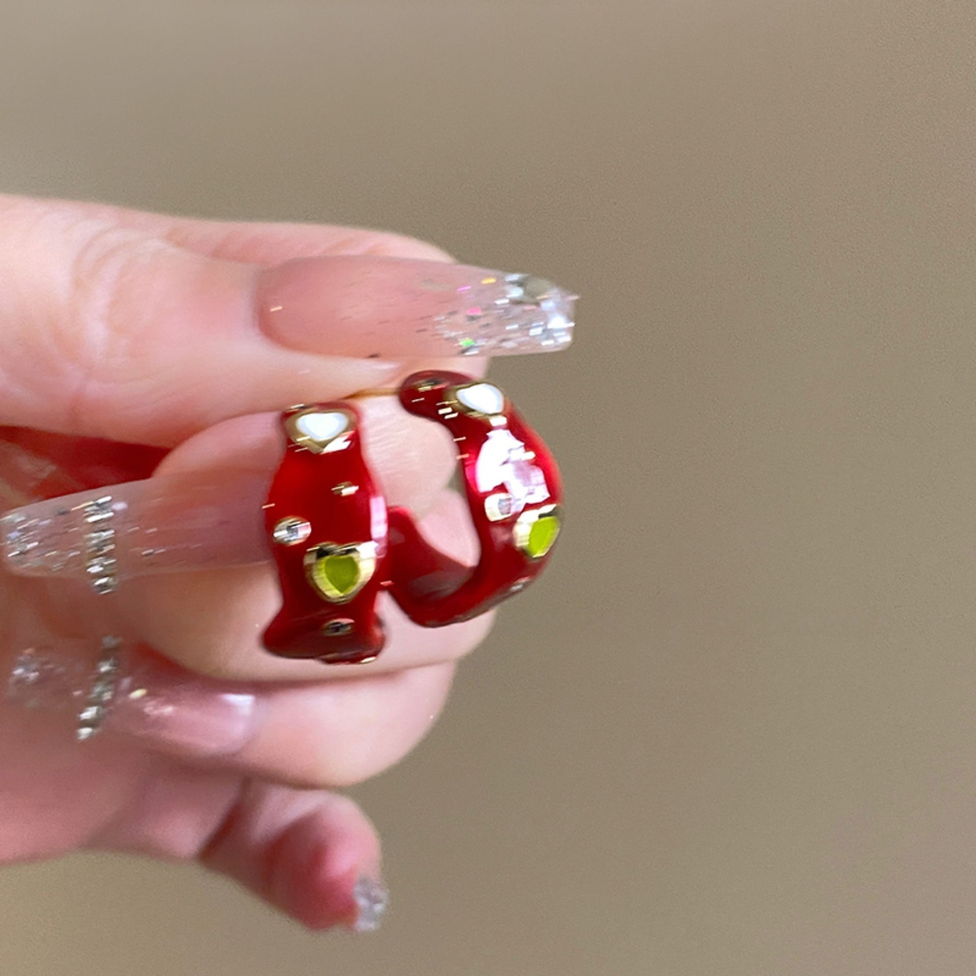 Retro esmalte rojo goteo C zircon orejetas para mujeres 2026 nuevo tipo explosivo de alta calidad aretes de aretes de aretes únicos image 6