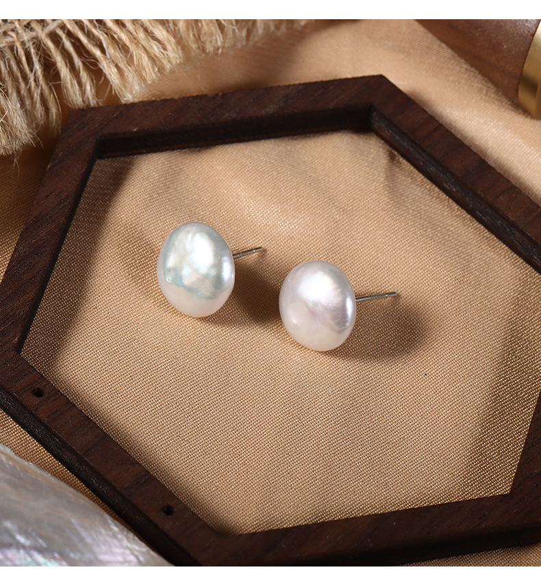 Freshwater Pearl, Copper Material 1 Pair Freshwater Pearl Copper Solid Color Ear Studs