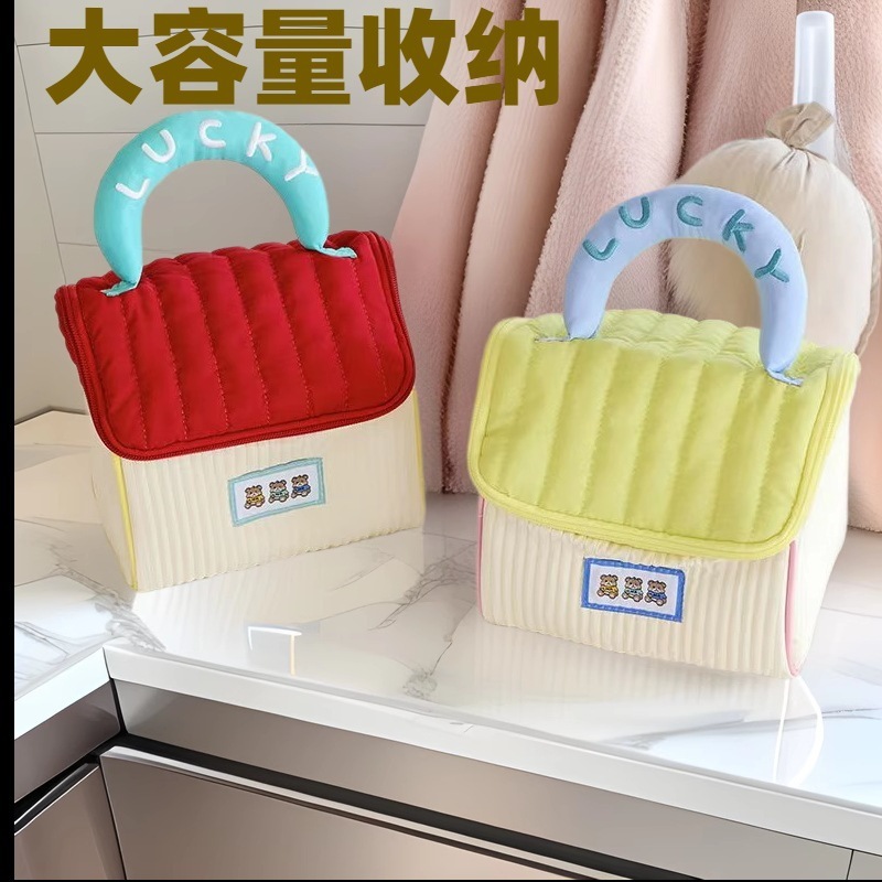 かわいいハウス化粧品バッグ、大容量、女性の見栄えの良いポータブル手持ち収納ギフト包装袋、最小ロット 1 個|undefined