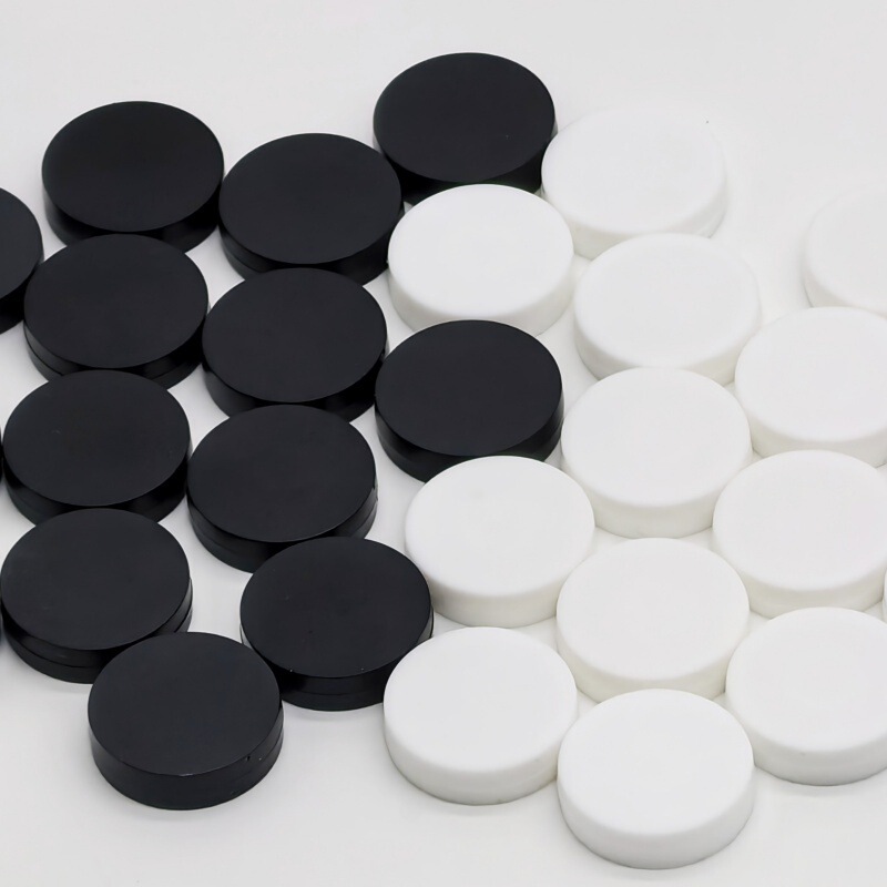 Black and White Plastic Chess Characters Round International Checkers Chess Pieces Flying Chess Educational Toys Double Land Chess Bulk Chess Pieces