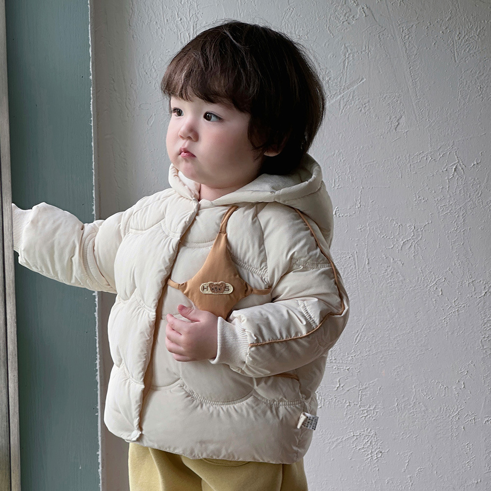 2024 nuevo bebé de invierno, estilo occidental, cálido, cómodo y grueso, lindo abrigo de bebé, abrigo de algodón grueso, ropa exterior