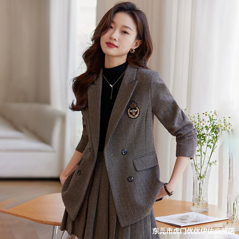 High-End Wool College-Style Blazer for Women 2025 Autumn and Winter New Versatile Pleated Skirt Suit Fashion Suit High-End Wool College-Style Blazer for Women 2025 Autumn and Winter New Versatile Pleated Skirt Suit Fashion Suit