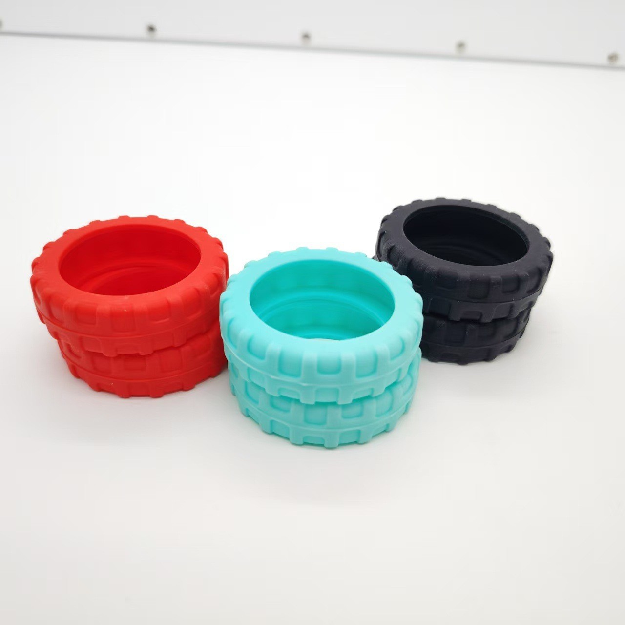 Manufacturer Wholesale Suitcase Wheel Silicone Protective Cover Silent Shockproof Universal Wheel Protective Cover Wear-Resistant Cover