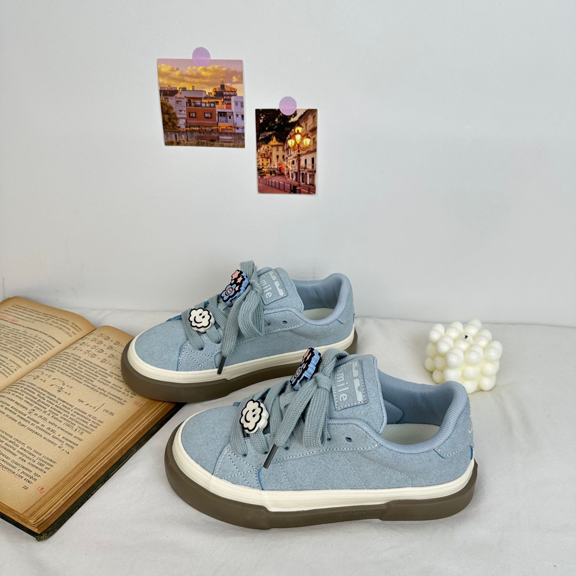 2024 yuanbo otoño nuevos zapatos de skate de entrenamiento de estilo coreano zapatos de lona de moda de mujer en vivo zapatos de mujer actualización