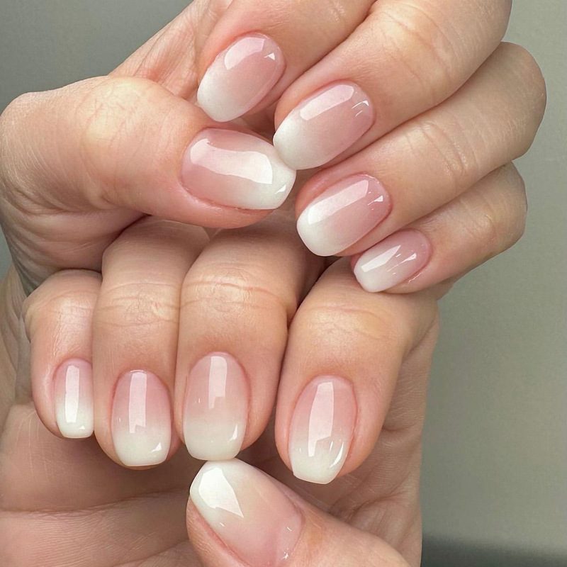 Minimalist Temperament Short Nail Art Simple Gradient Naked Pink White Wear Armor Short European Square Wearable Repeatable Armor