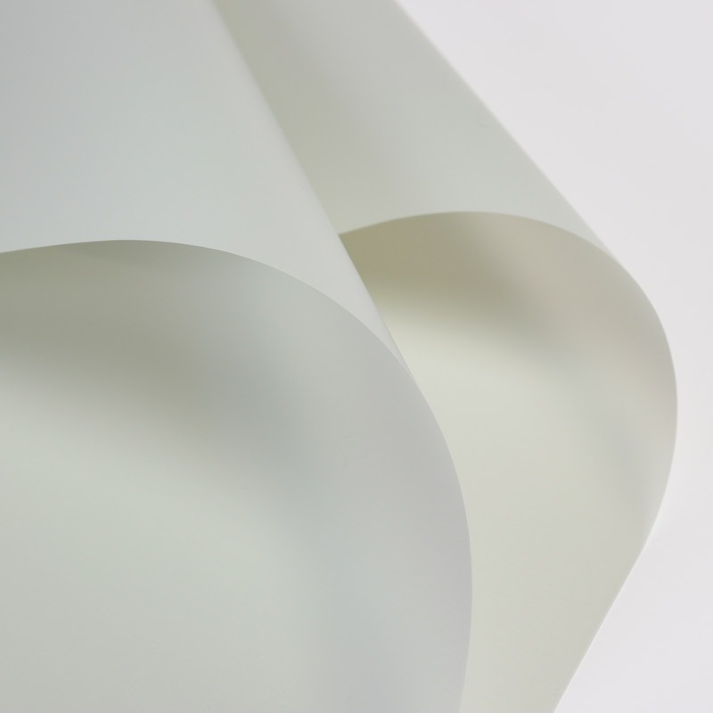 Papel de embalaje de flores de alta calidad al por mayor Papel Ouya impermeable de dos colores al por mayor Fabricante de papel de flores de bolsa de regalo hecho a mano creativo