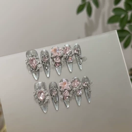 甲片/穿戴甲;美甲贴;其他美甲产品