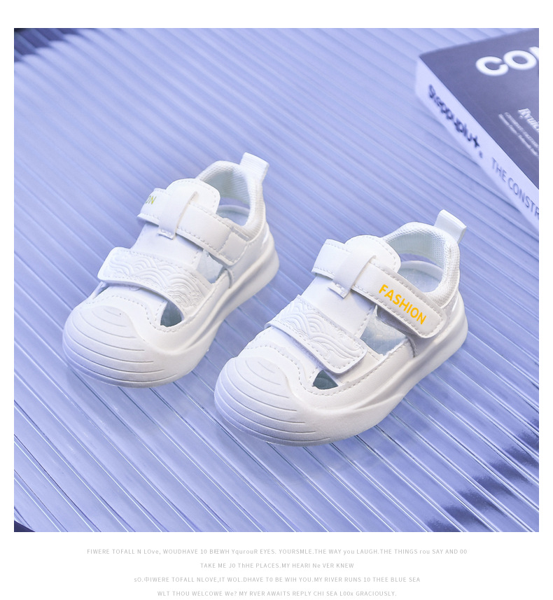 Sandali leggeri e traspiranti con punta chiusa per bambini_voghion.com