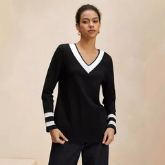 秋の速売はアマゾンの欧米の新型のファッションの簡単なvネックでtシャツのvネックの上着をつづり合わせて長袖を合わせます。