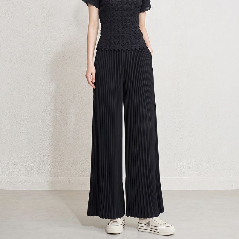 Plus-size women's Issey Miyake pleated wide-leg pants for plus-size ladies, concealing and slimming effect 100kg Can be worn as high-waisted, draping, floor-length trousers Plus-size women's Issey Miyake pleated wide-leg pants for plus-size ladies, concealing and slimming effect 100kg Can be worn as high-waisted, draping, floor-length trousers