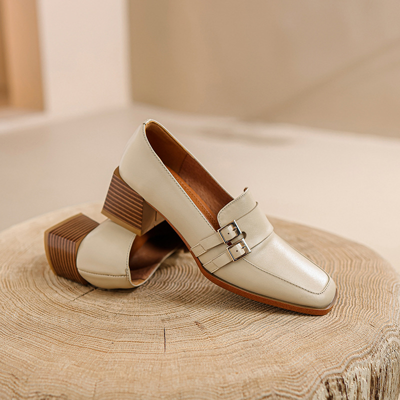 トップス Mochoko CHIKO Abby Square Toe Curve Heels Loafers Shoes