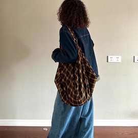 2025新款复古托特简约单肩大容量通勤背法包包斜挎包ins跨境包邮