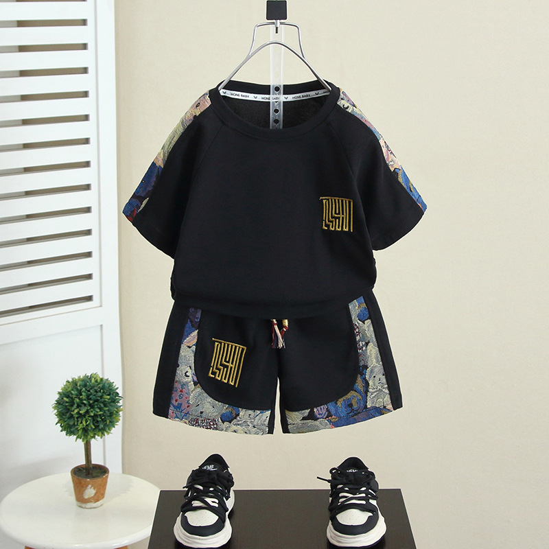 5075 traje de niño estilo de verano 2025 nuevo estilo estilo occidental ropa de verano de manga corta para niños guapos marea de la calle frita de verano