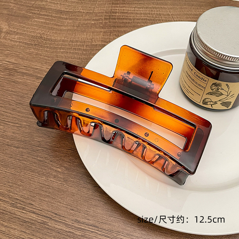 Milk Brown horquilla grande hacia atrás cabeza clip de pelo tocado de las mujeres principios de primavera de alto grado updo tiburón horquilla