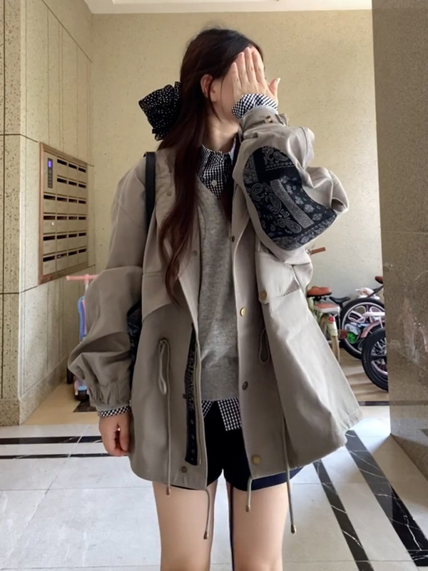 早秋巨好看短款夹克外套女春秋季2025年新款爆款独特漂亮韩系风衣|undefined