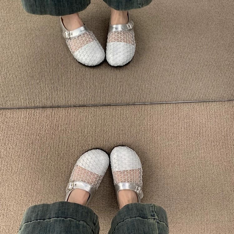 Media pantuflas de malla transpirable hueca de nicho francés, mujer que usa una red de pesca de suela gruesa para el verano, zapatos Birken