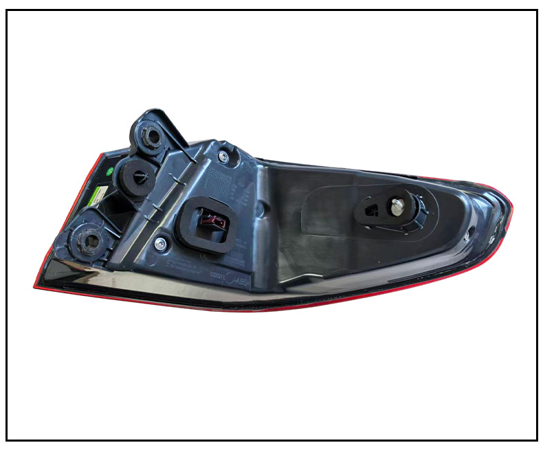 63217376463 63217376464 Suitable for BMW 5 Series 17-19 models G30 G38 rear outer tail light