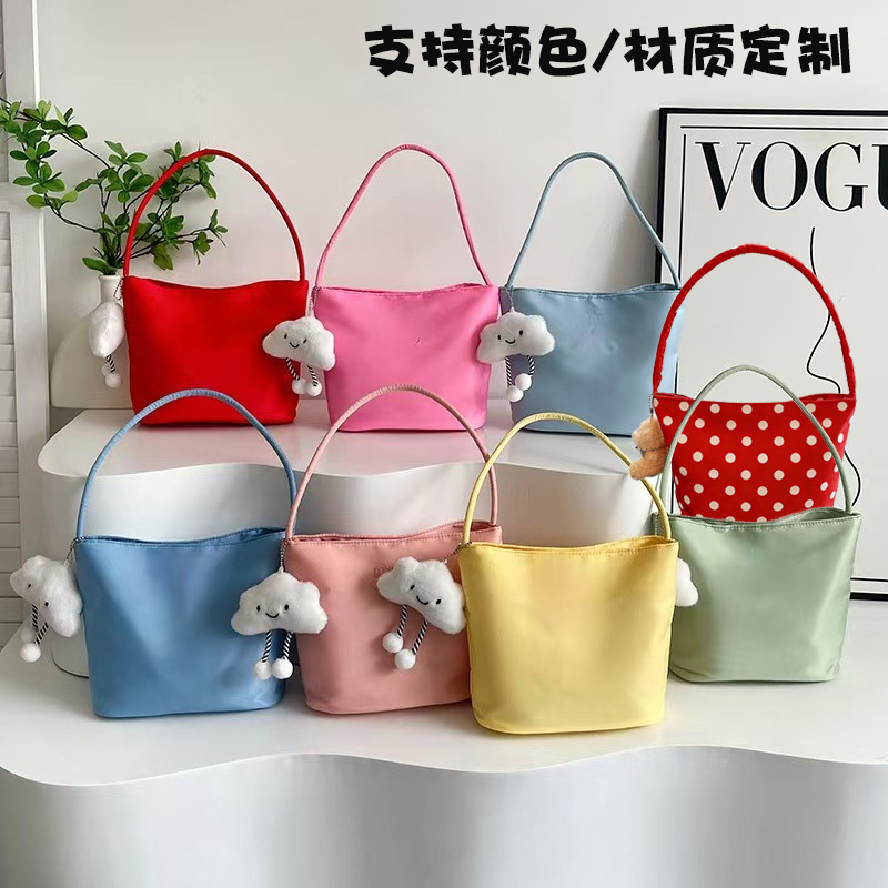 Bridal Wedding Souvenirs, Team Building Gifts, Office Worker Birthday Gift Bags, Fashionable Women's Bags, Nylon Shoulder Bags for Women