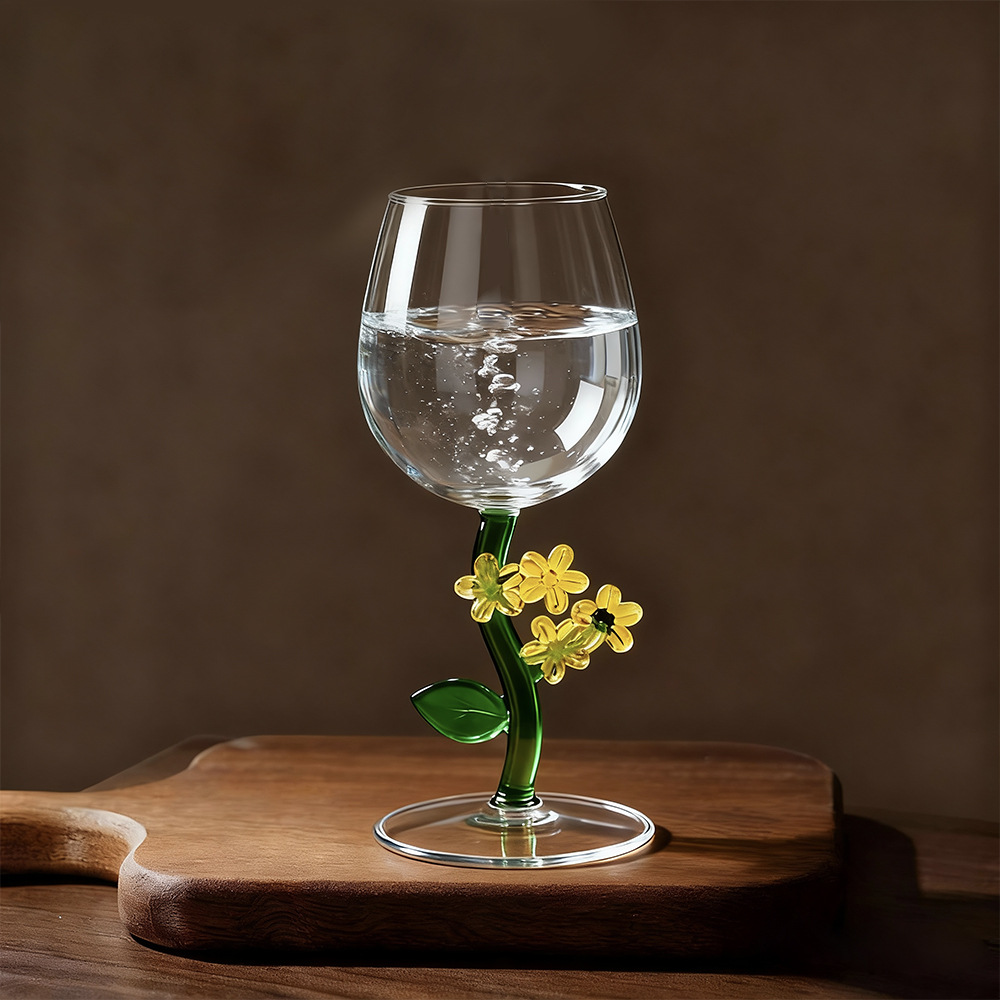 Botánica transfronteriza de alto grado flor taza de vidrio alto taza de champán taza de vino transparente de alto valor taza de bordeaux
