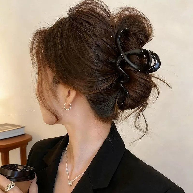 2026 nuevo clip de cabello ondulado clip de cabello de tiburón grande clip de cabello de mujer detrás de la cabeza de alta sensación clip de cabello accesorios para el cabello