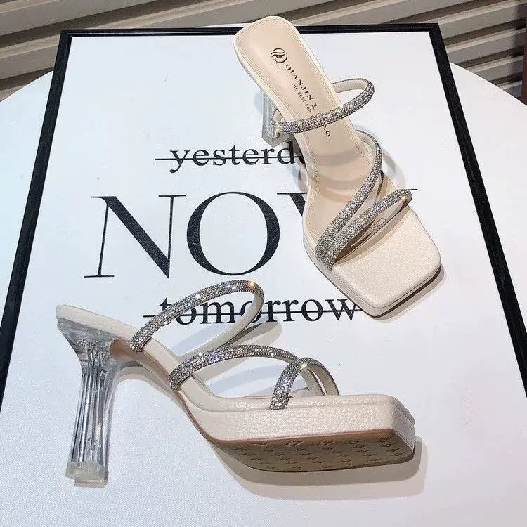 Slippers with a strap, summer sandals, 2025 years