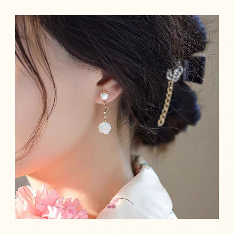 세련된 천연 담수 진주 목걸이 팔찌 세트 여성 쉘 장미 쇄골 체인 신부 드레스의 일본과 한국 버전