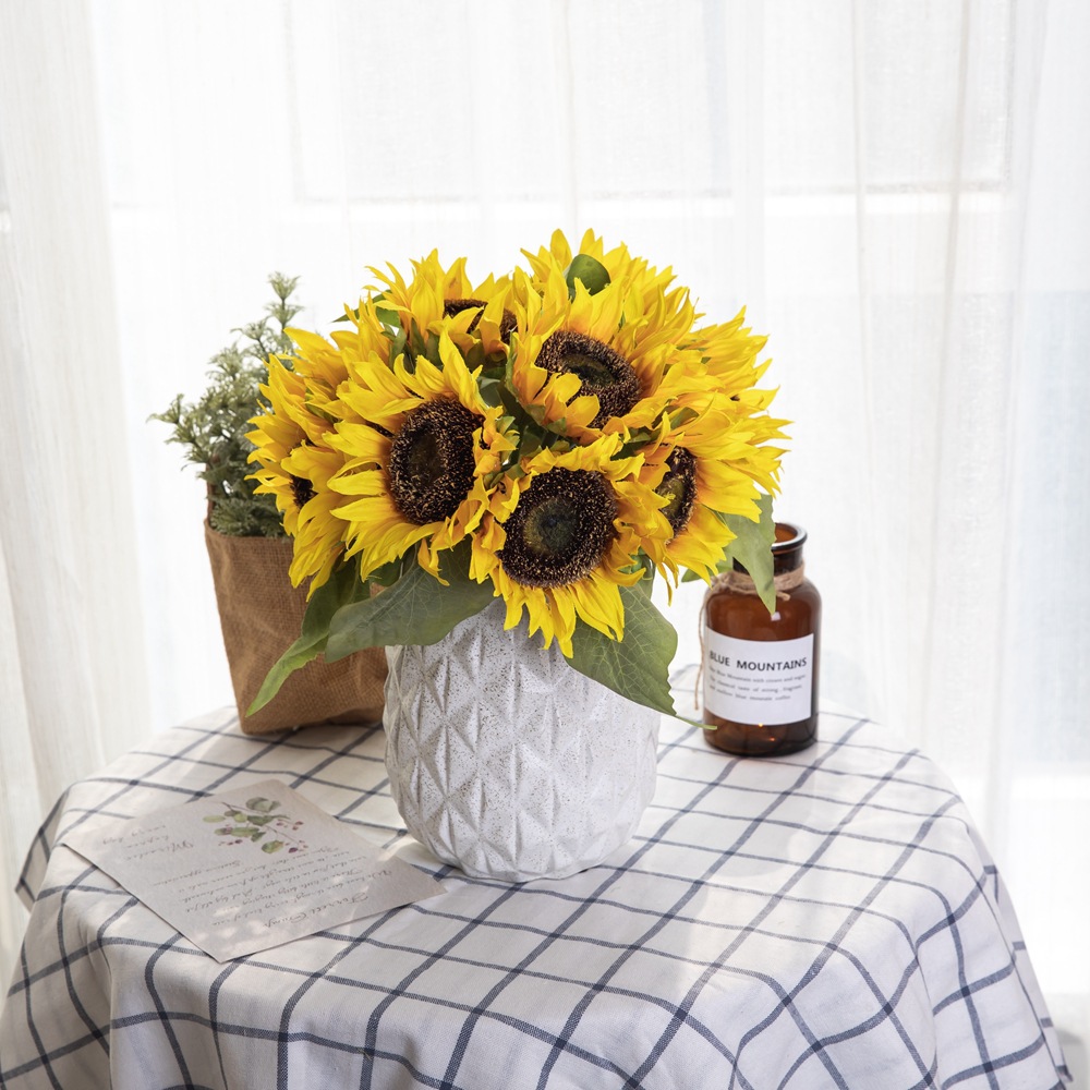 INS artificial sunflower bouquet faux flowers manufacturer green plant wholesale wedding and celebration decorations cross-border YC1038