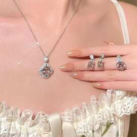 直播引流爆款时尚气质百搭戒指耳钉镶锆石四叶草项链首饰三件套装