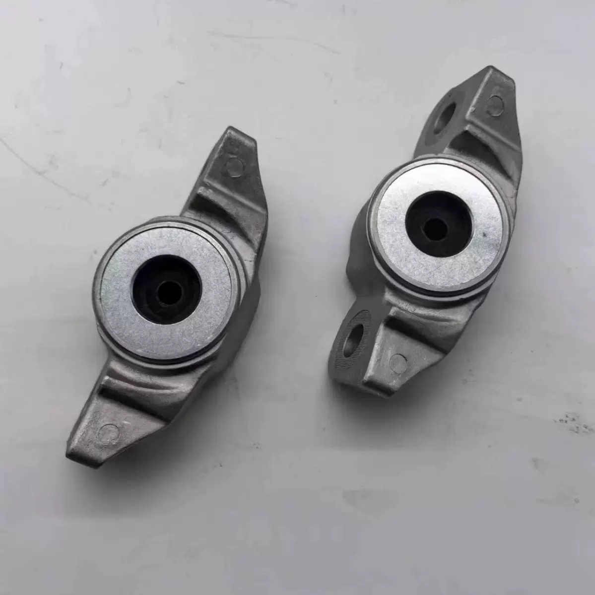 适配13款新蒙迪欧后减震器顶胶 后机上座 后避震器顶盖 压盖1