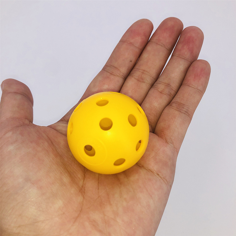 Bola de agujero de golf directa de fábrica Bola de práctica hueca interior ligera pelota de golf multicolor personalizable LOGO