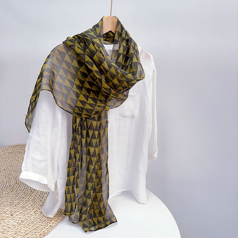 French Hepburn Style Black And White Polka Dot Silk Georgette Scarf - Elegant Commuter Flowy Thin Neck Scarf For Women (Spring/Summer) - Thumbnail 6