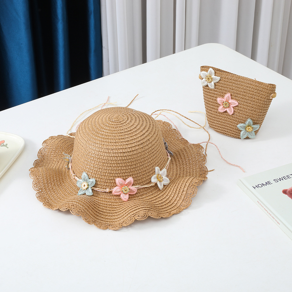 Five-pointed star decorated wavy edge straw hat-khaki