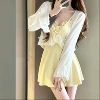Yellow set, adjustable straps