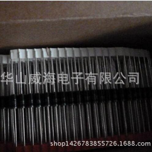 P4KE30A   DO-41直插TVS瞬态二极管 贴片 SMA