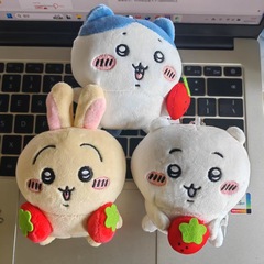 新しいイチゴ小八吉イウサキカワイイかわいいペンダントイチゴ人形バッグペンダント小さな人形