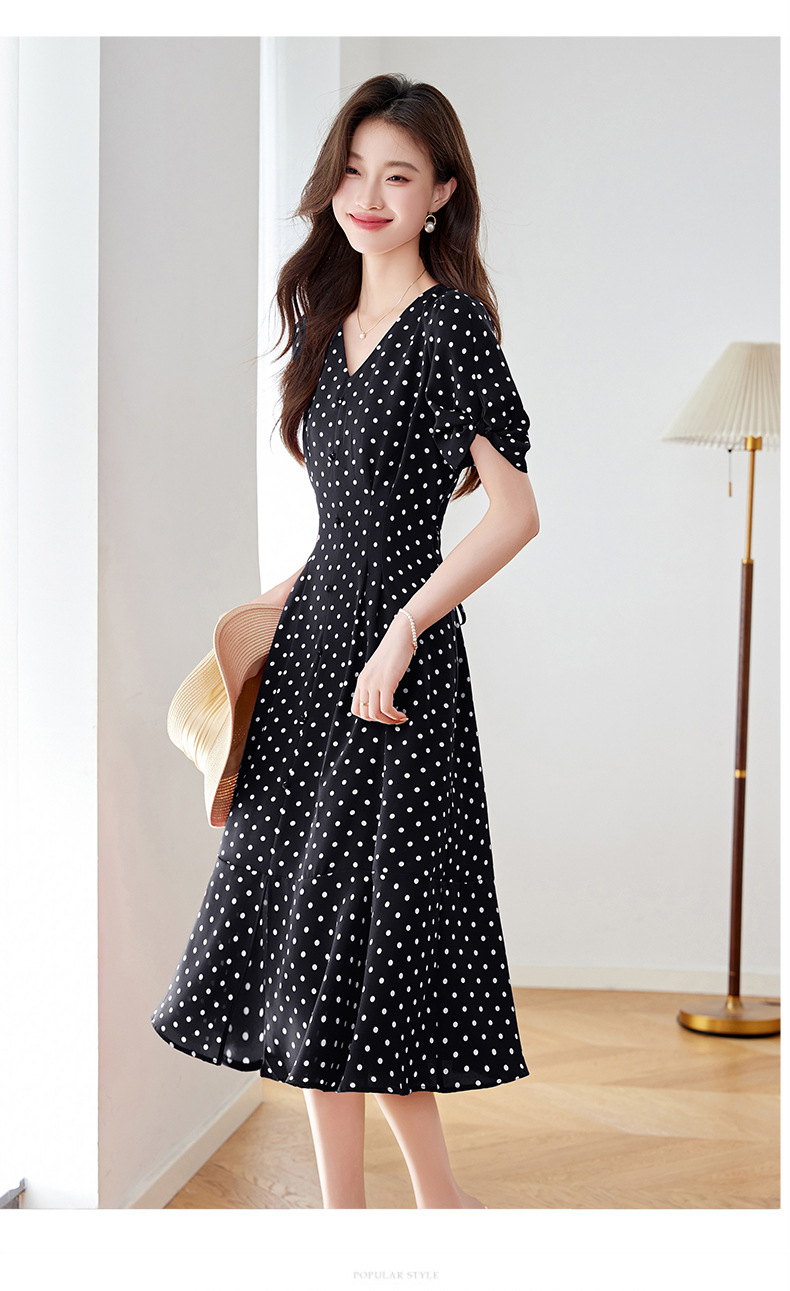 Váy liền chấm bi cổ chữ V dáng dài chiết eo thon gọn — Màu đen, Màu trắng, Màu đỏ chi tiết 28