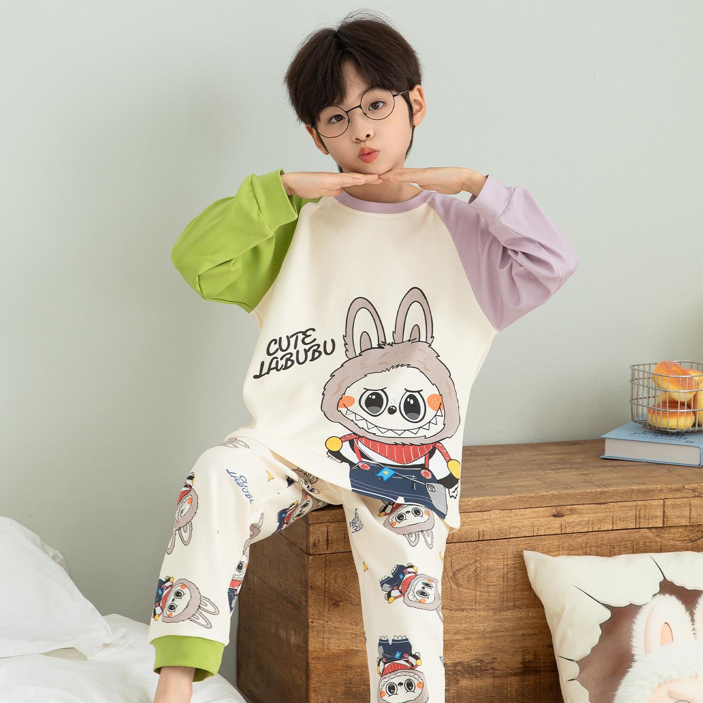 Children's demi-season pijama for boys