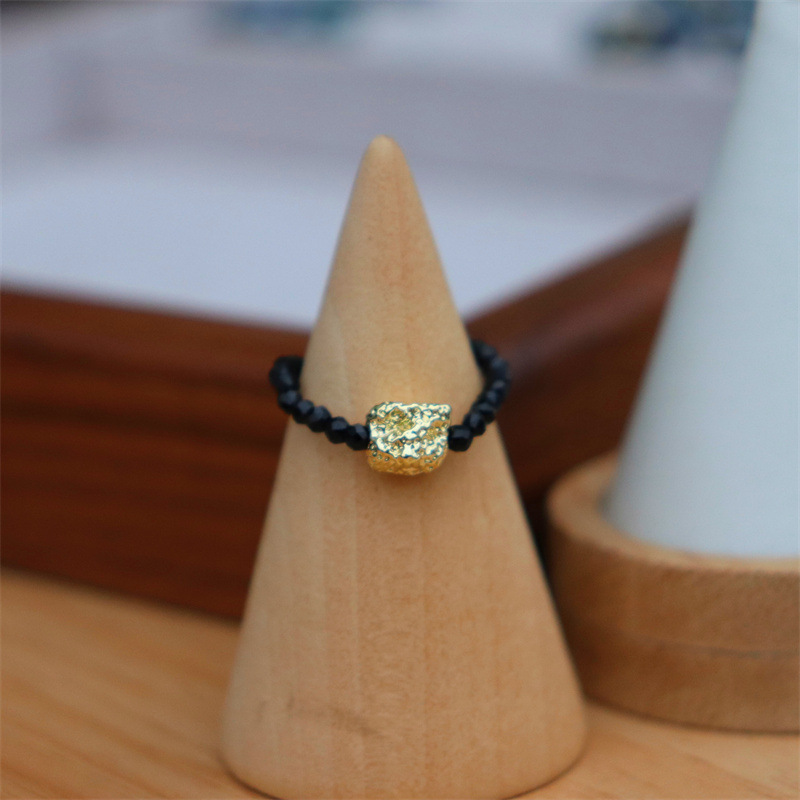 Black spinel + volcanic stone