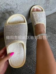 2024 transfronteriza europea y americana Internet celebridad Comercio exterior zapatos de las mujeres superficie de diamante delgada Flash plataforma zapatillas diapositivas zapatilla